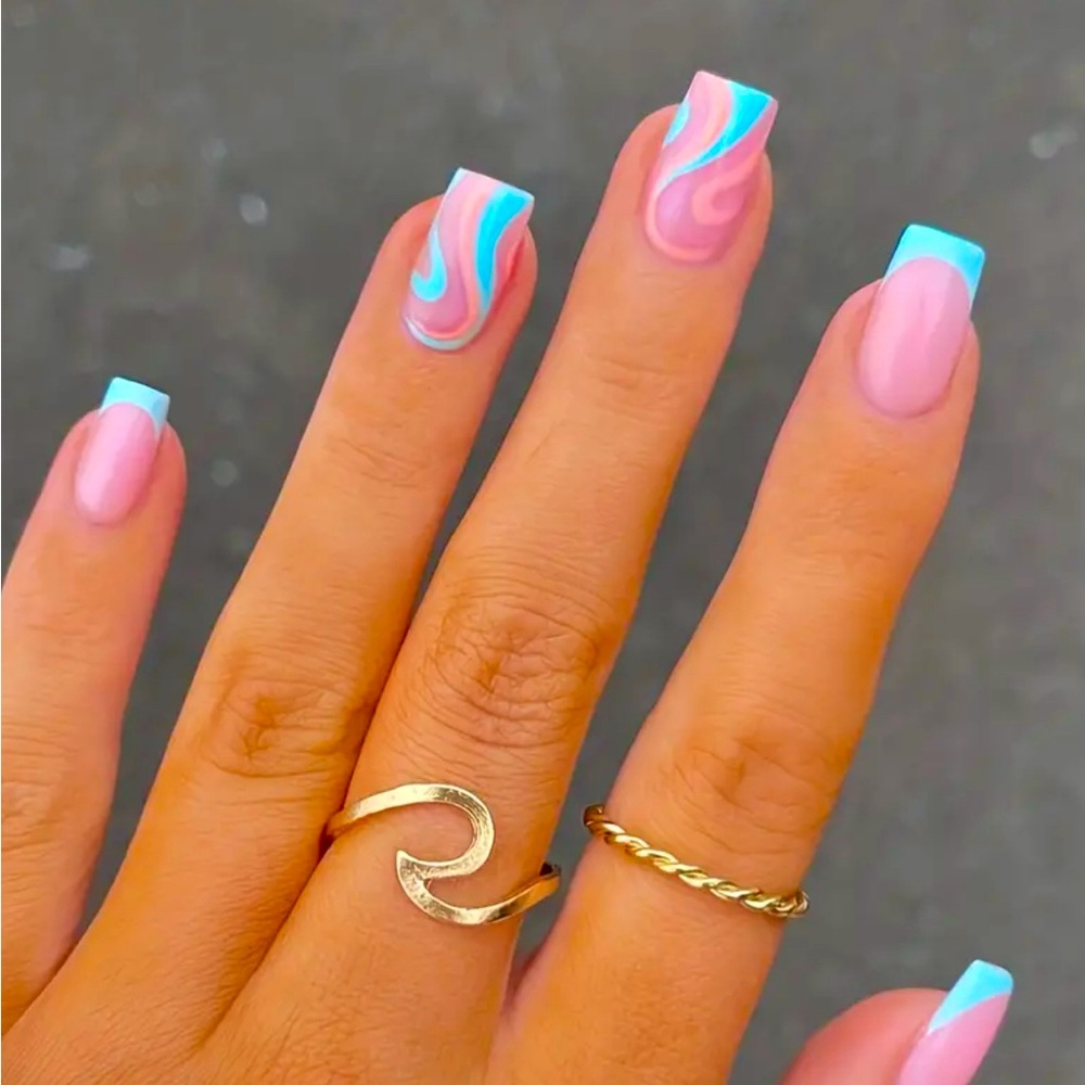 24Pink & Blue Medium Short Square Fake Press On Nails Kit, Swirl French Manicure